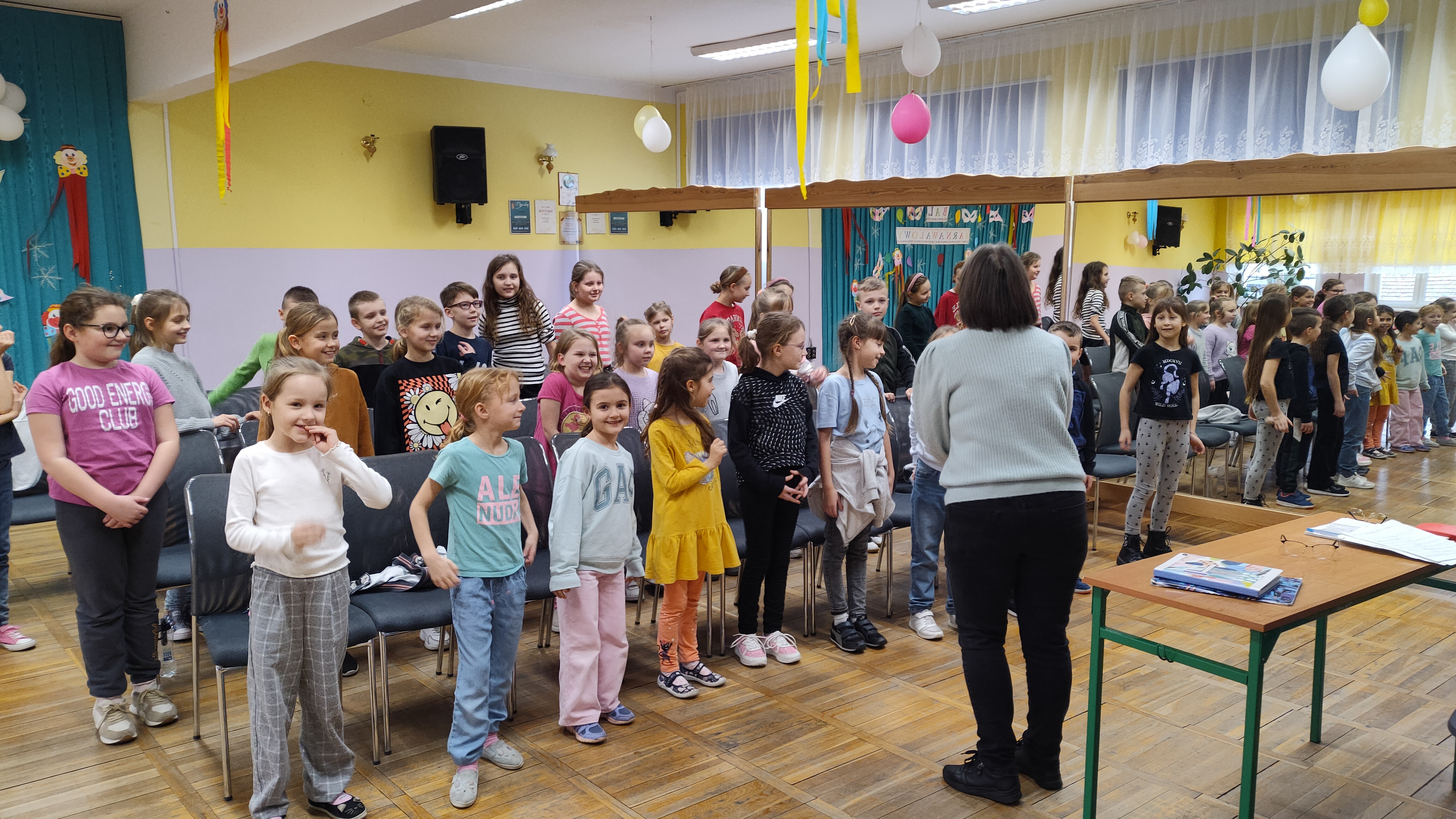 Ch&oacute;r Rybałci - zdjęcie 3